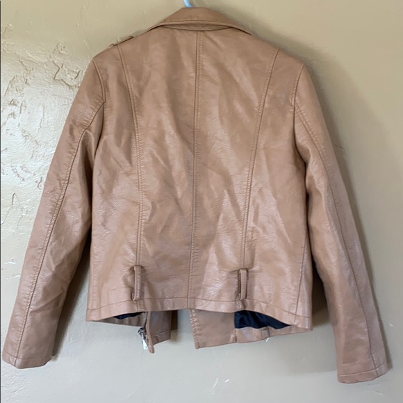 Faux tan leather jacket - Picture 3 of 6